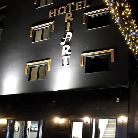 Triart Korce